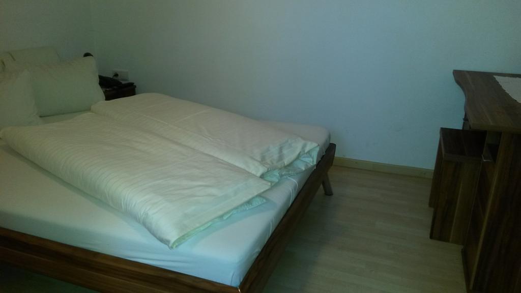 Pension Aurora Аппиано-Сулла-Страда-дель-Вино Номер фото